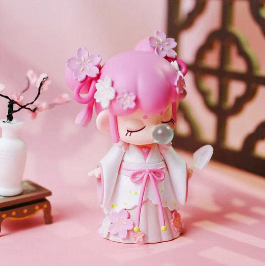Nanci & Suri Special Edition Figurine