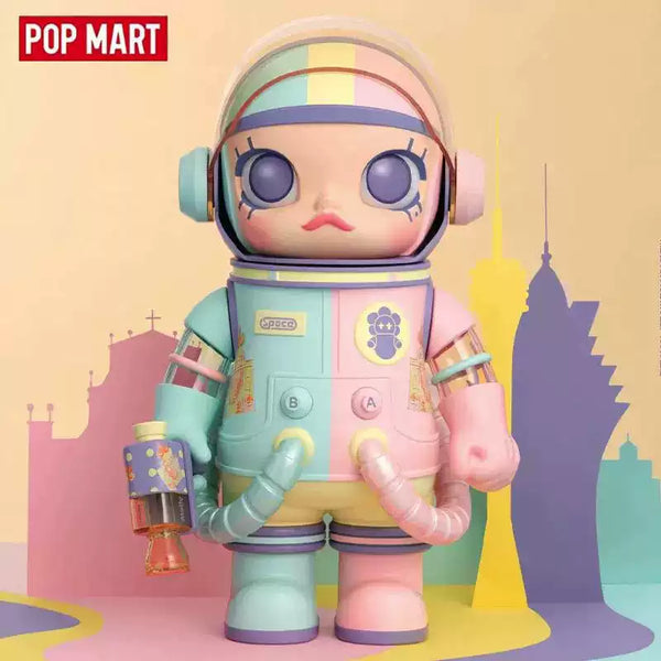 MEGA SPACE Molly 400% Figure